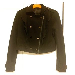 ❤️🤩 REDUCED BCBG adorable waist length jacket 🌻🌞🌸